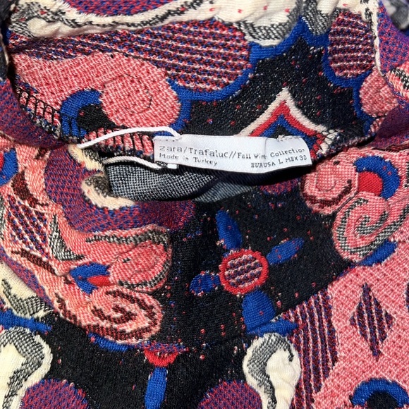 Zara Multicolored Textured Mock Neck Top - Size Large Preloved - Picture 6 of 7